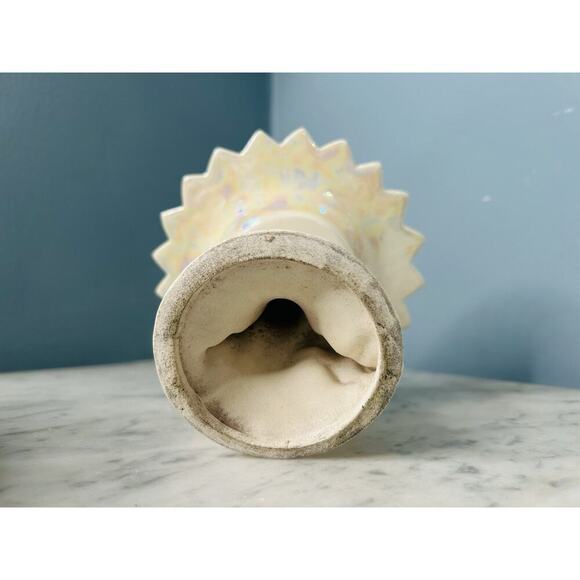 Vintage Soap Dish Iridescent Pearl White 2 Children Glazed Pedestal Holder - Picture 8 of 11